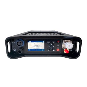 Comrade R800 SFR UHF портативный ретранслятор